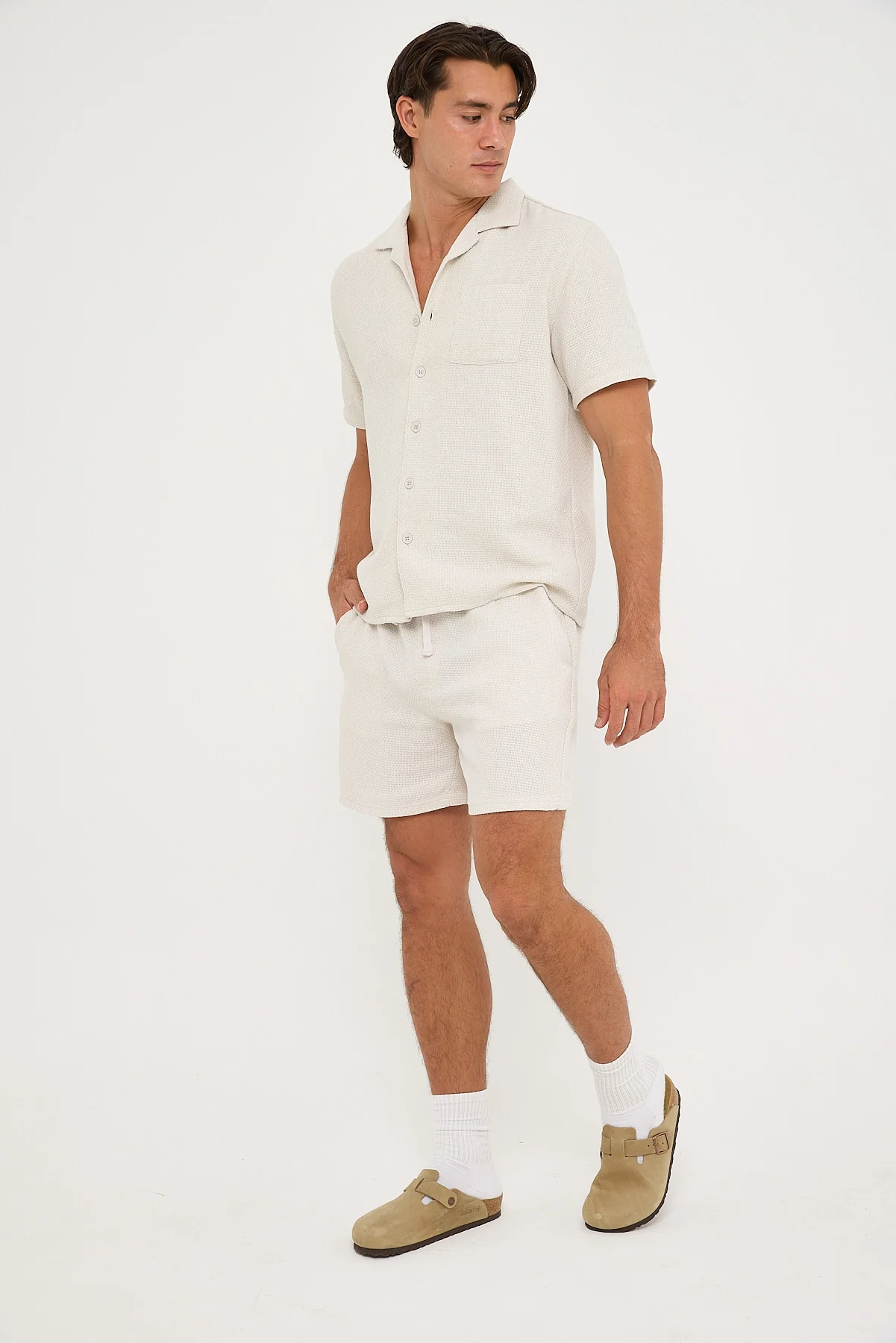 Common Need Artisan Textured Short Off White - Image 3