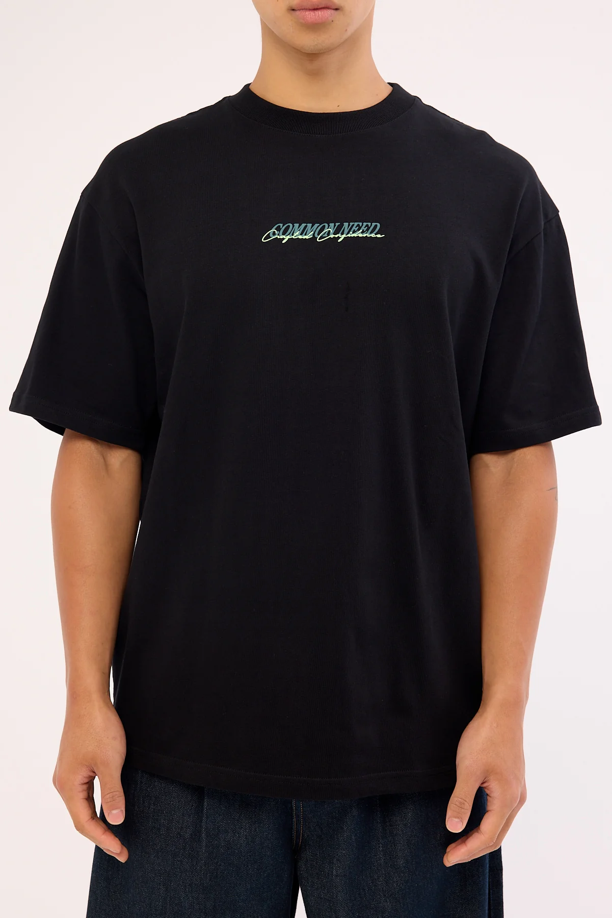 Common Need Slant Heavyweight Boxy Tee Black - Image 6