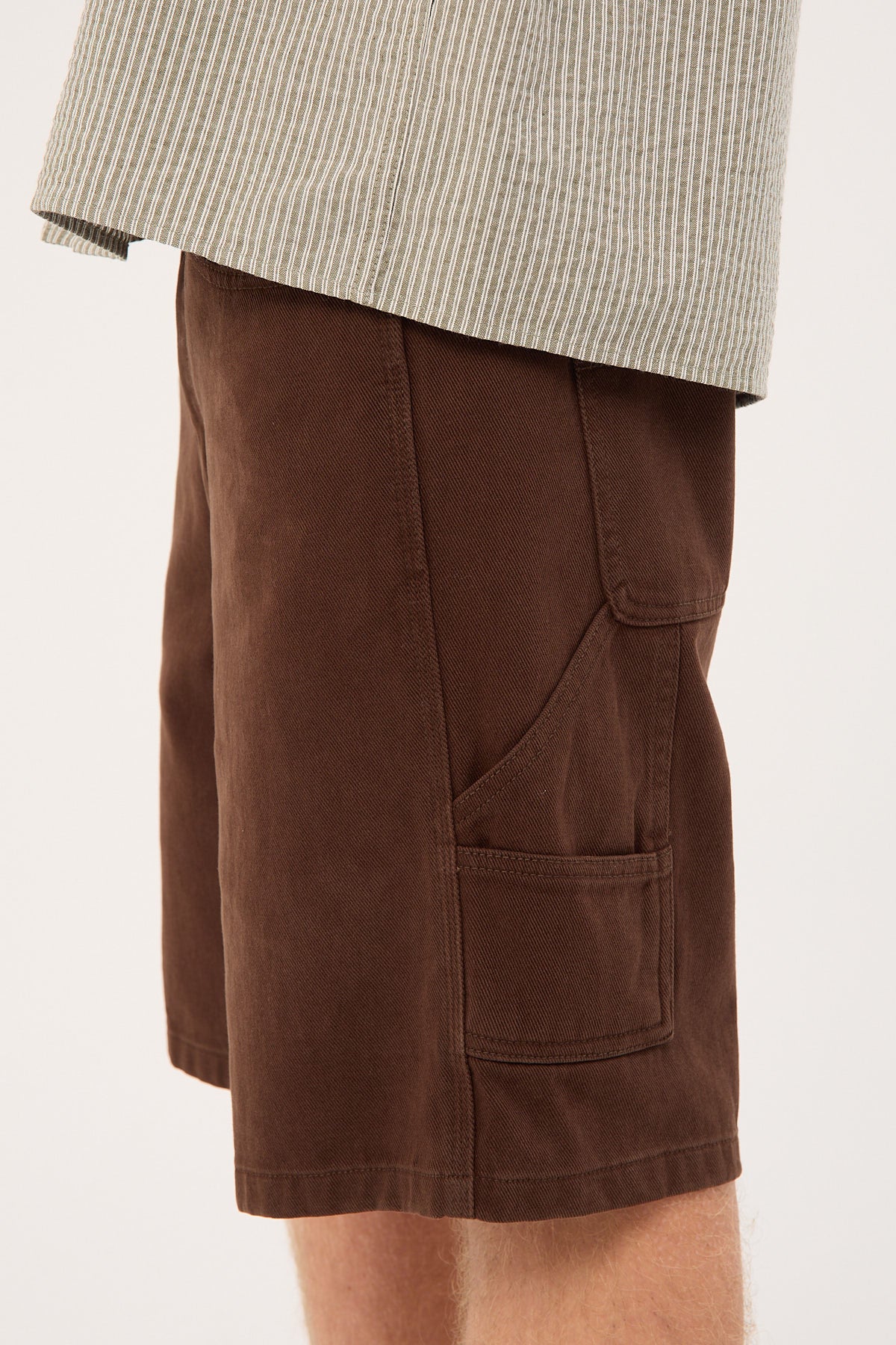 Common Need Thiago Carpenter Short Washed Brown - Image 7