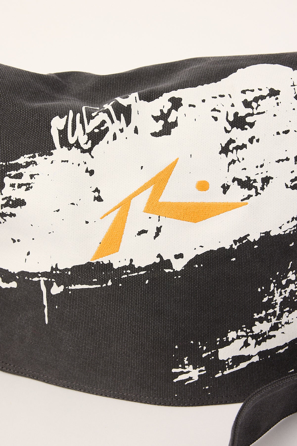 Rusty Splatter Messenger Bag Black - Image 2