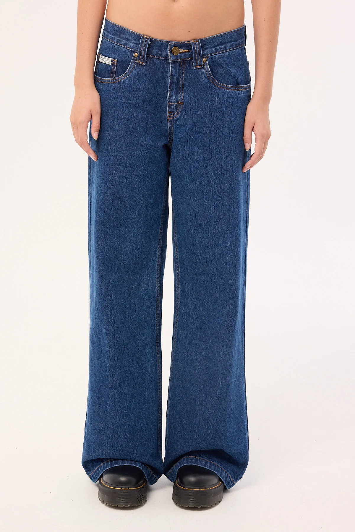 Rusty Wendy Wide Low Rise Jean Deep Sea Blue - Image 7