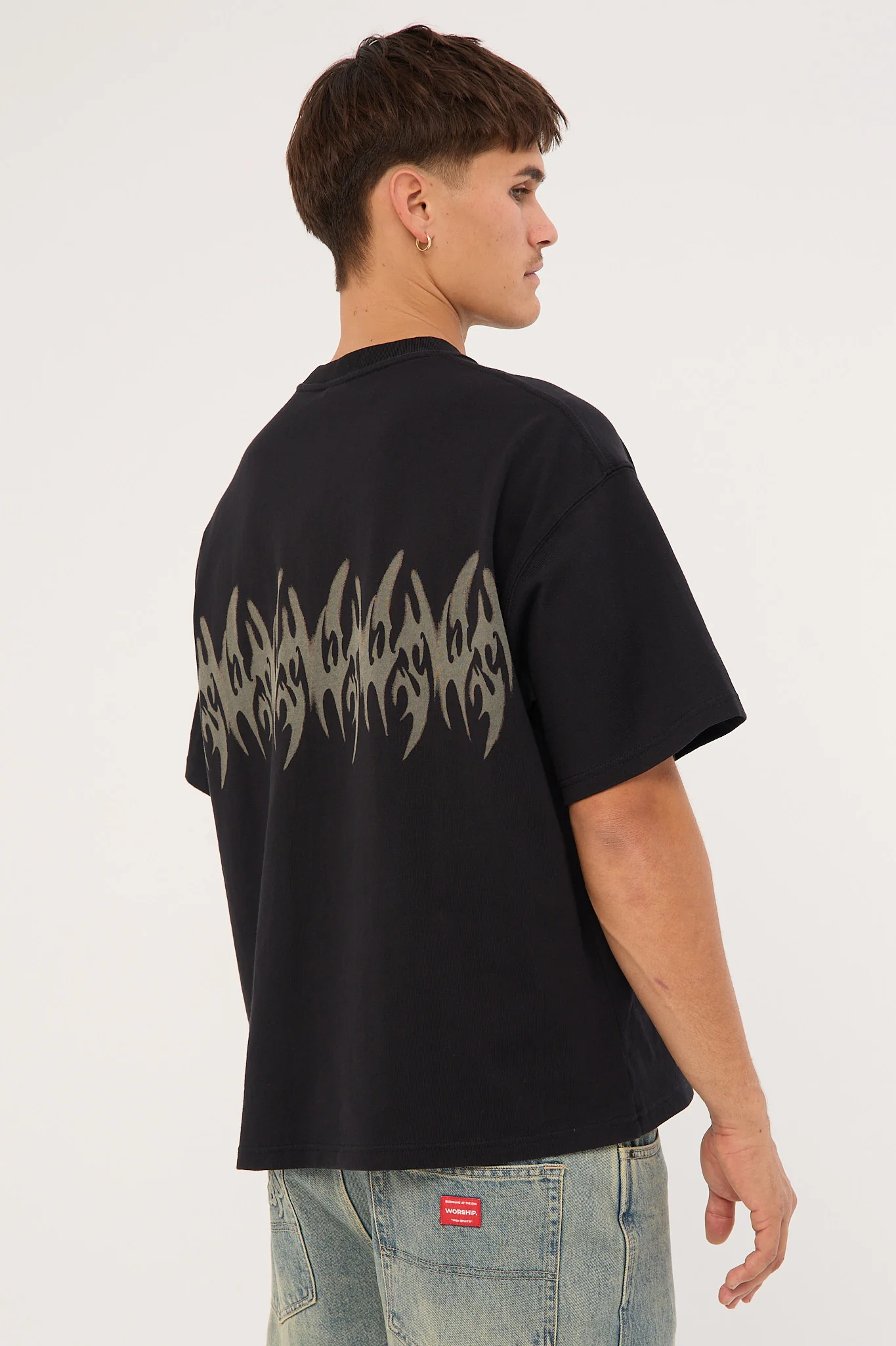 Worship Ghosted Oversize Tee Black - Image 5
