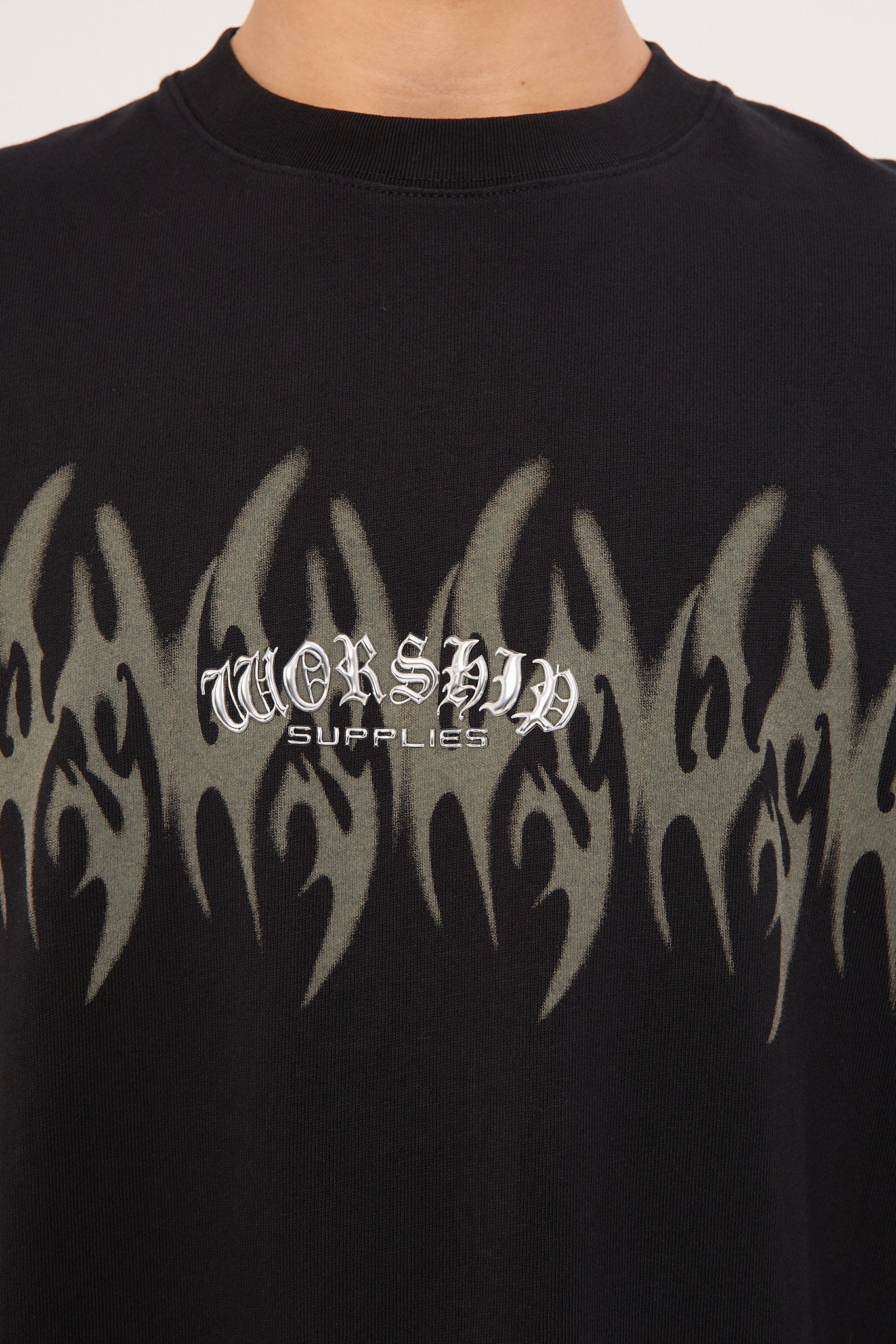 Worship Ghosted Oversize Tee Black - Image 7
