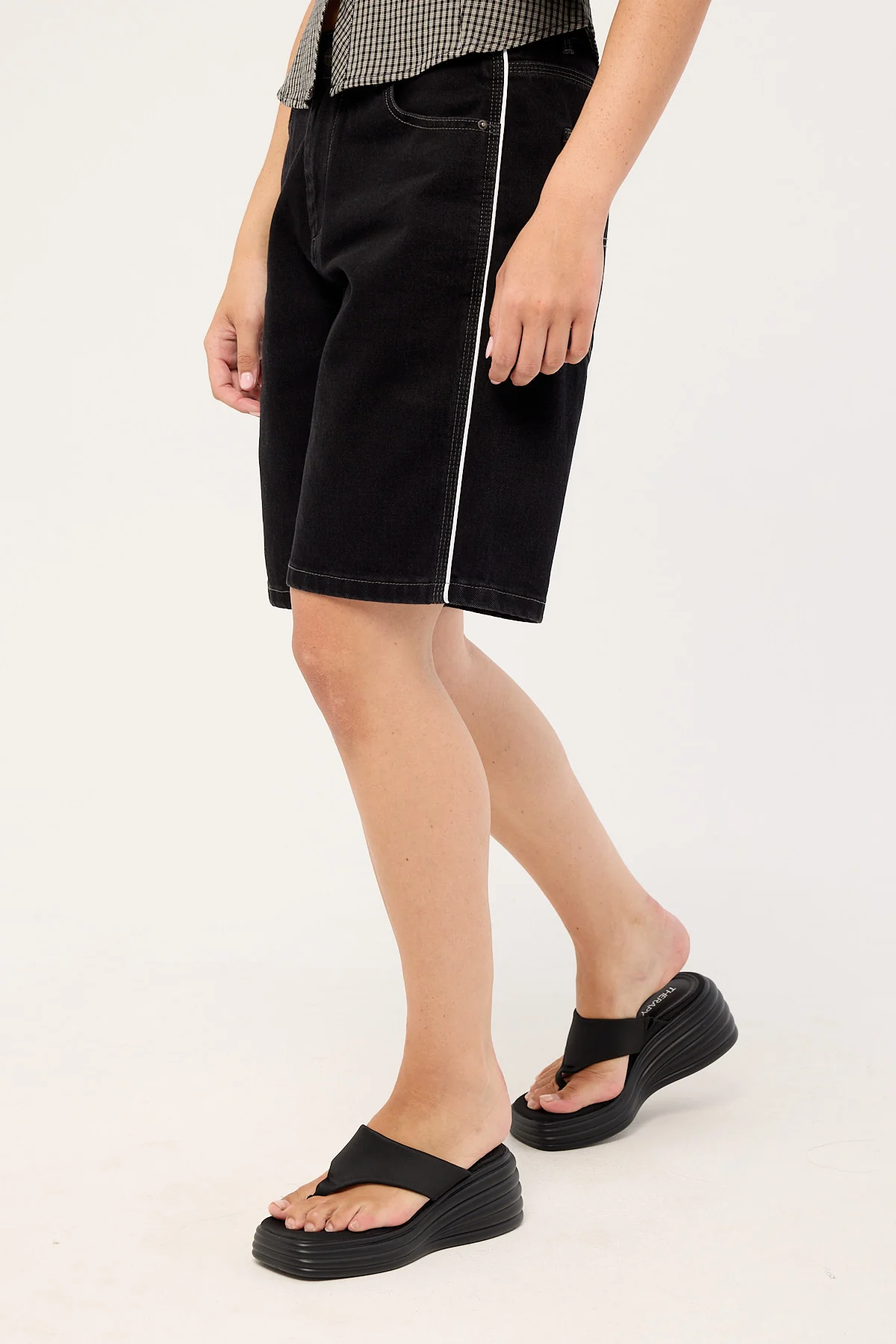 Worship Grand Prix Sloucher Short Worship Black - Image 3